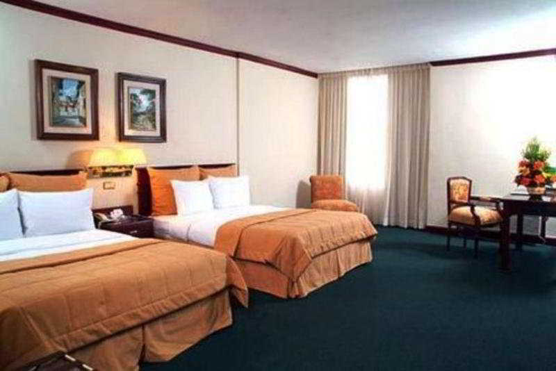 Clarion Hotel Сан-Педро-Сула Номер фото